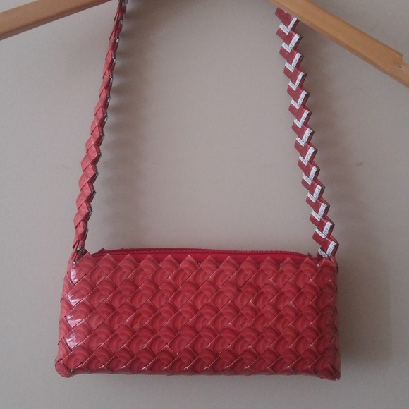 Red Candy-Rapper Purse - Picture 9 of 10